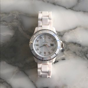 White ToyWatch